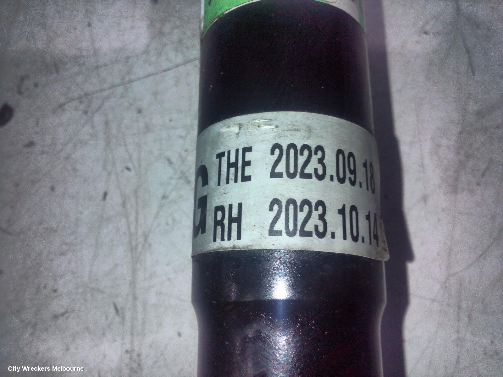 GENESIS GV70 RIGHT DRIVESHAFT, JK, 03/2021 ONWARDS