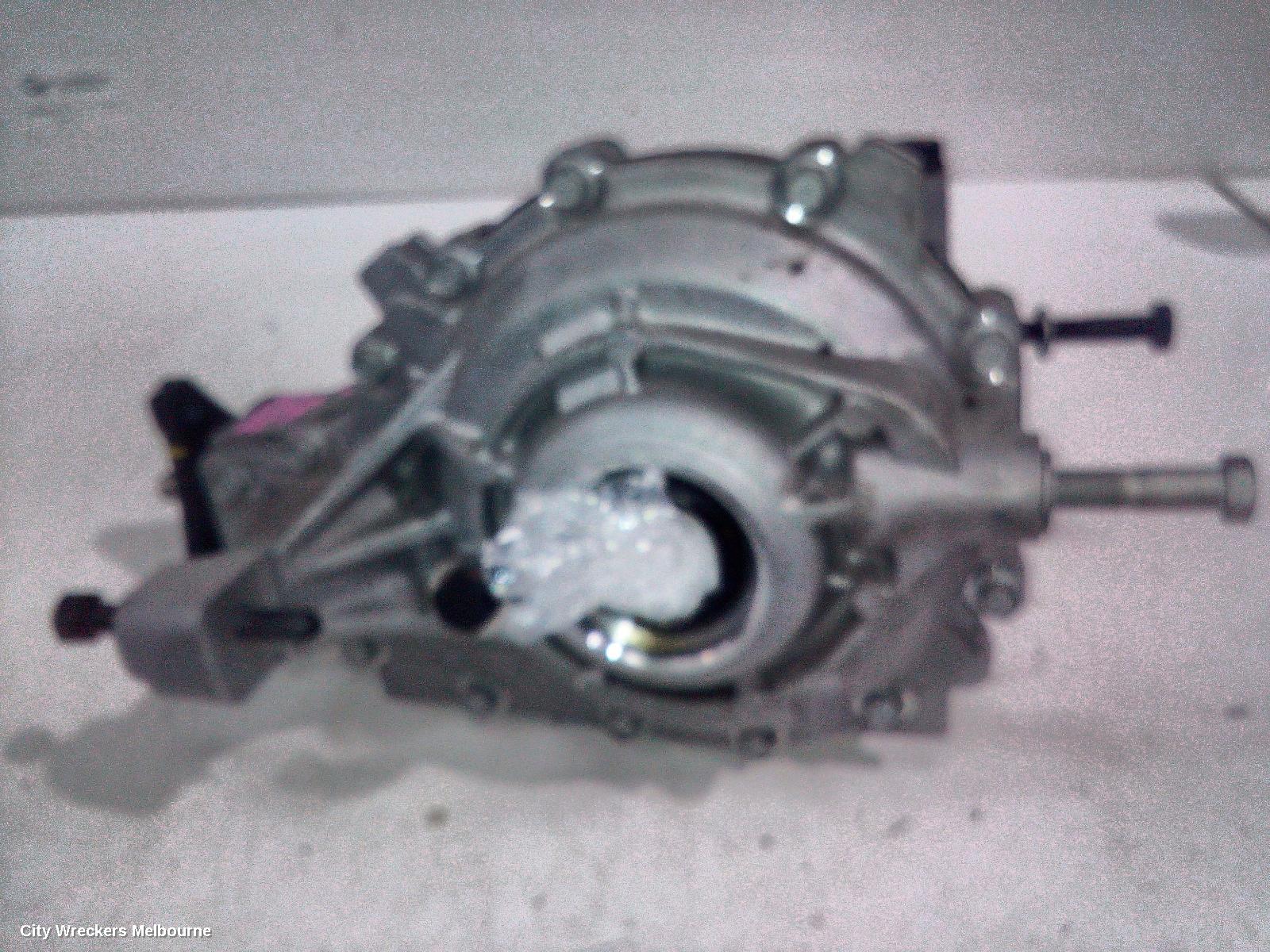 GENESIS GV70 DIFFERENTIAL CENTRE, JK, 03/2021 ONWARDS