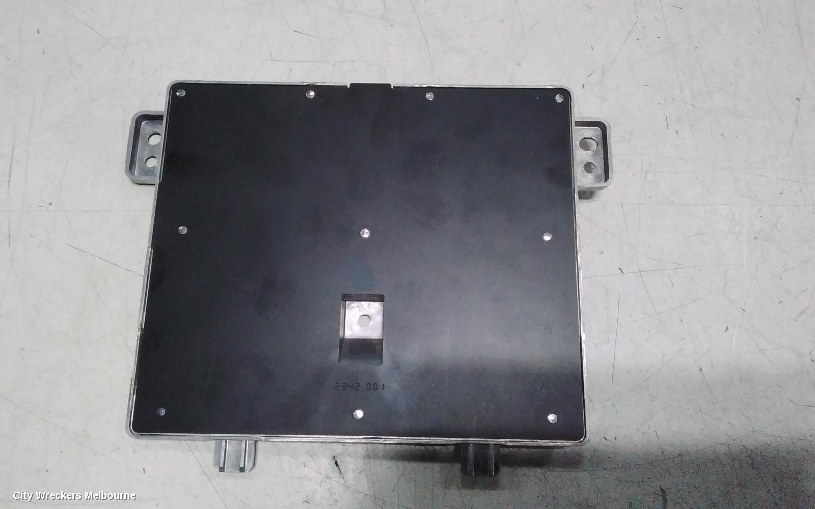 TESLA MODEL Y, 1ST GEN, 03/2022 ONWARDS, CHARGING PAD: 131335