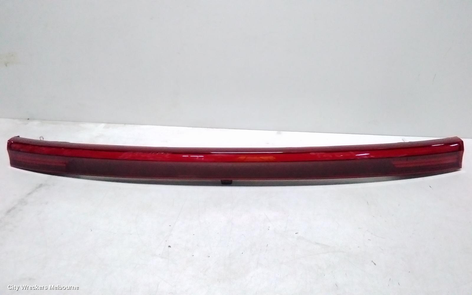 KIA CARNIVAL/GRAND CARNIVAL REAR GARNISH, TAILGATE LAMP (CENTRE), W/ HALOGEN TYPE, KA4, 10/2020 - 01/2024