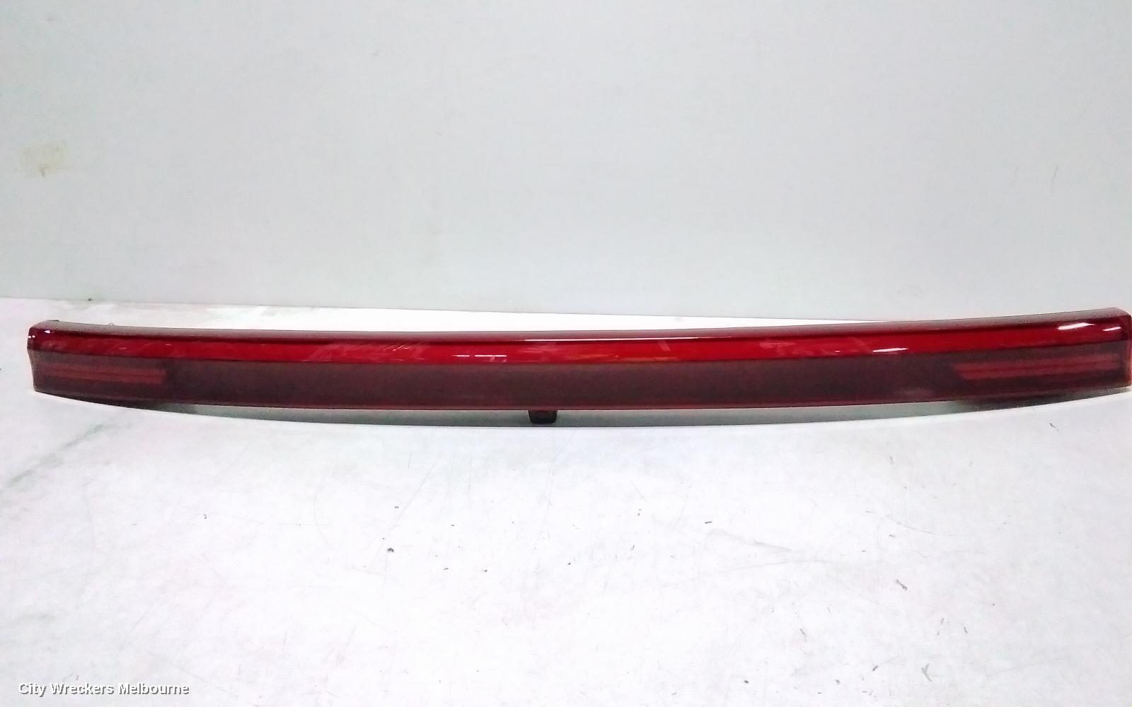 KIA CARNIVAL/GRAND CARNIVAL REAR GARNISH, TAILGATE LAMP (CENTRE), W/ HALOGEN TYPE, KA4, 10/2020 - 01/2024