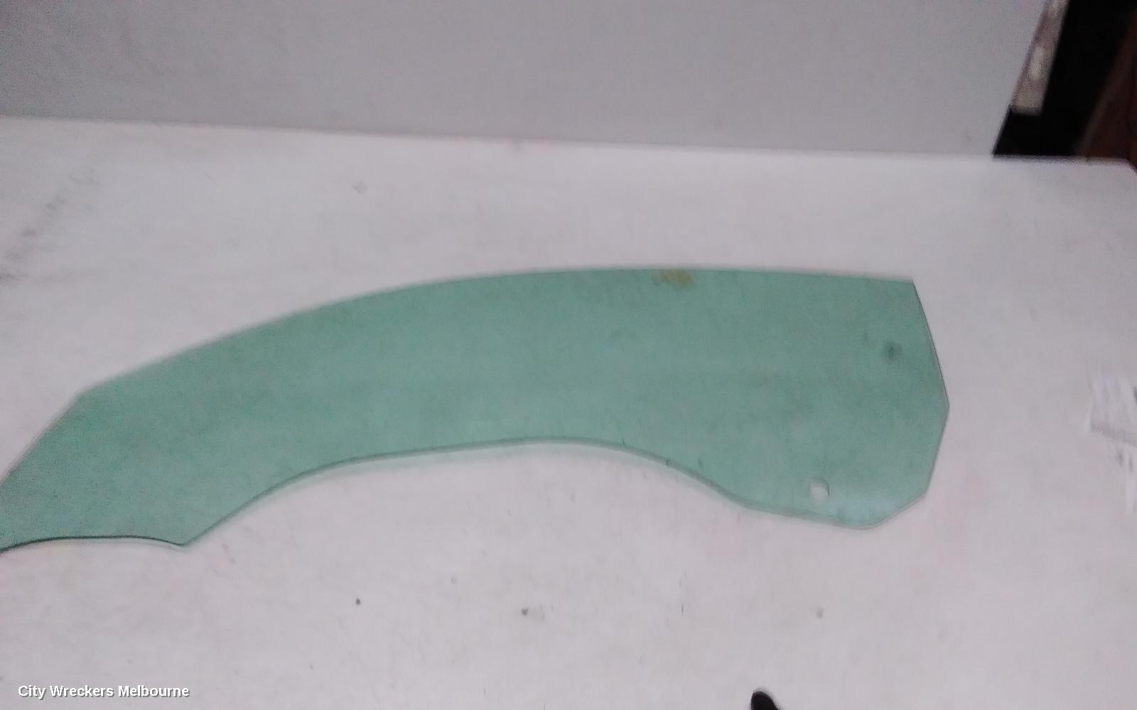 AUDI TT LEFT FRONT DOOR WINDOW, 8J, COUPE, 09/2006 - 12/2014