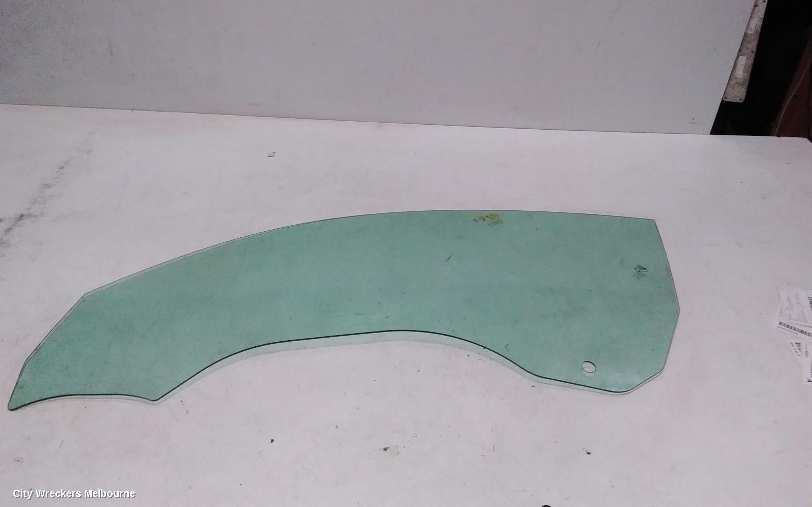 AUDI TT LEFT FRONT DOOR WINDOW, 8J, COUPE, 09/2006 - 12/2014