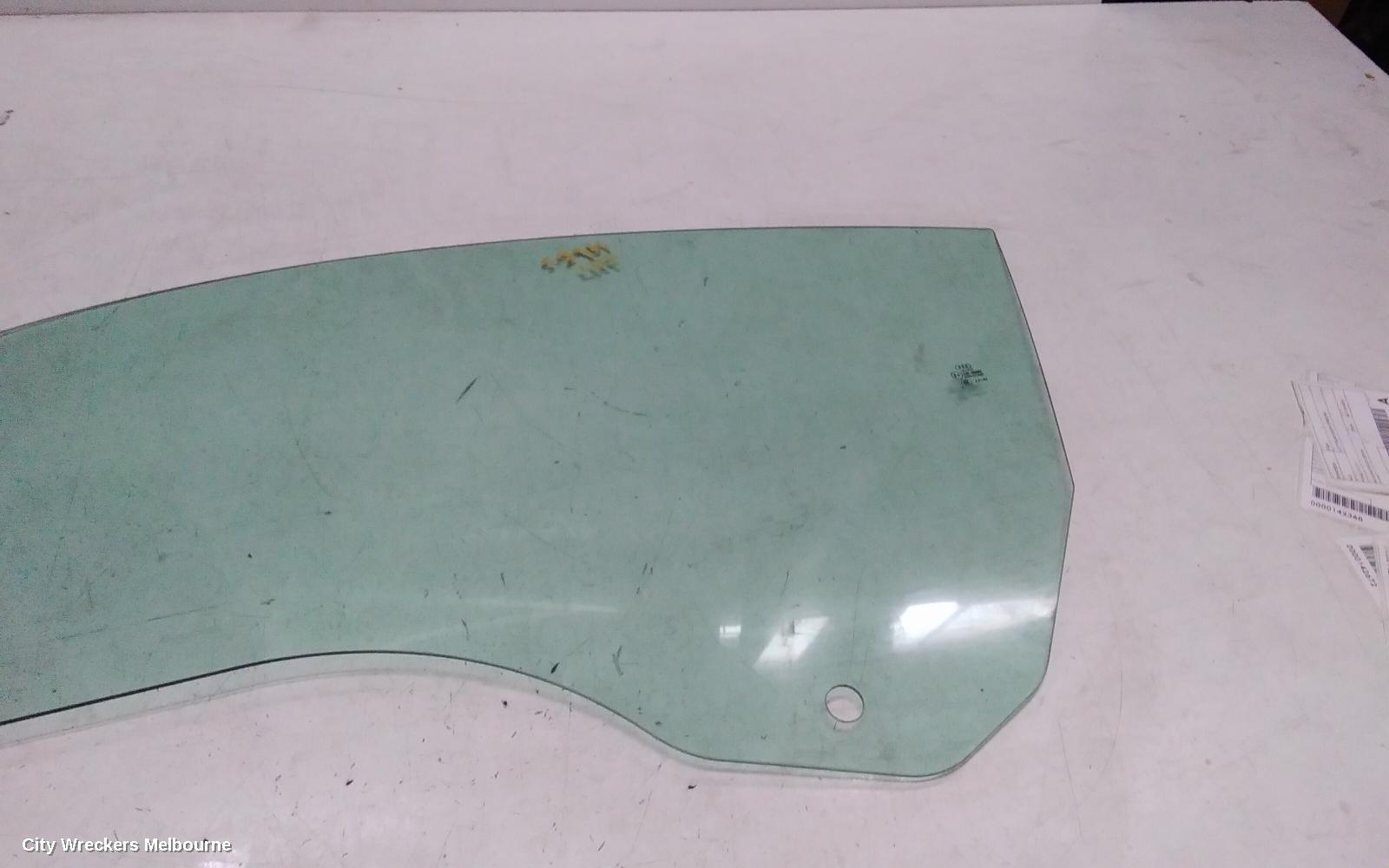 AUDI TT LEFT FRONT DOOR WINDOW, 8J, COUPE, 09/2006 - 12/2014