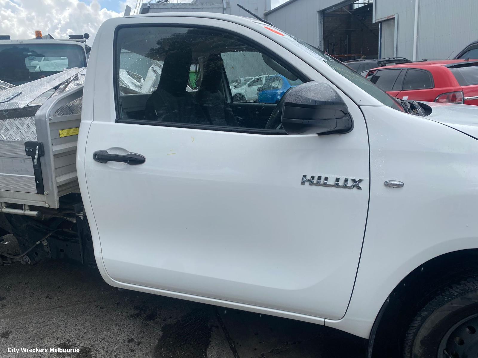 TOYOTA HILUX SUNVISOR, RH SIDE, 09/2015 ONWARDS