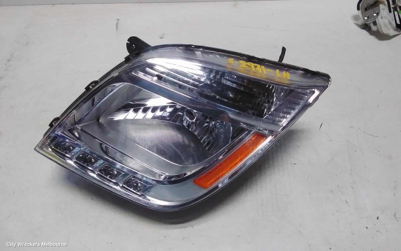 LDV V80 LEFT HEADLAMP, HALOGEN TYPE, 01/2013 - 12/2023
