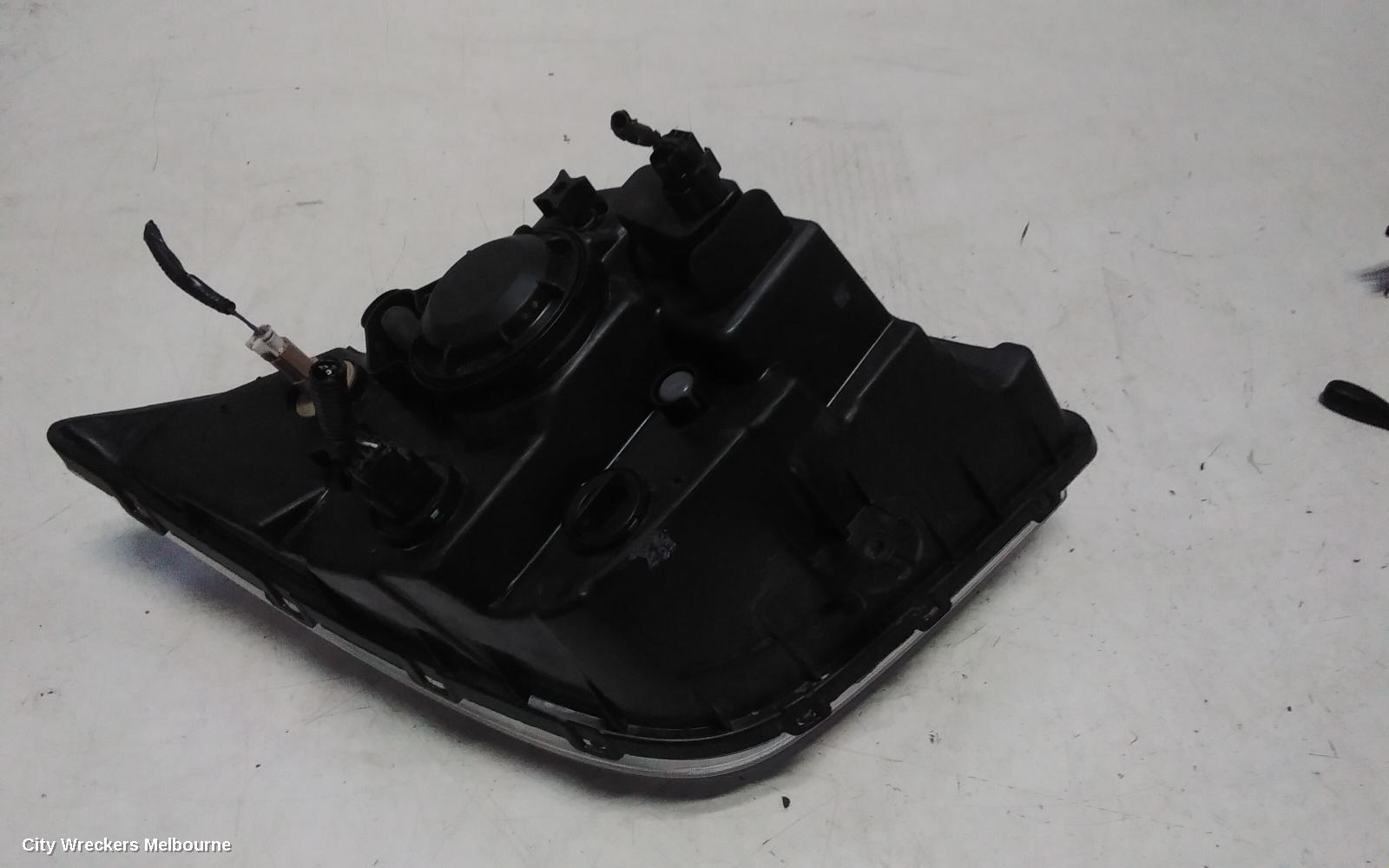 LDV V80 LEFT HEADLAMP, HALOGEN TYPE, 01/2013 - 12/2023