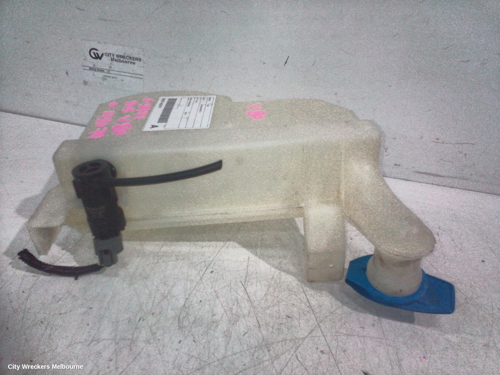 LDV V80 WASHER BOTTLE, 01/2013 - 12/2023