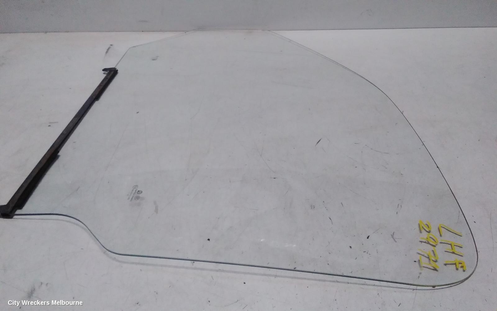 LDV V80 LEFT FRONT DOOR WINDOW, VAN, 01/2013 - 12/2023