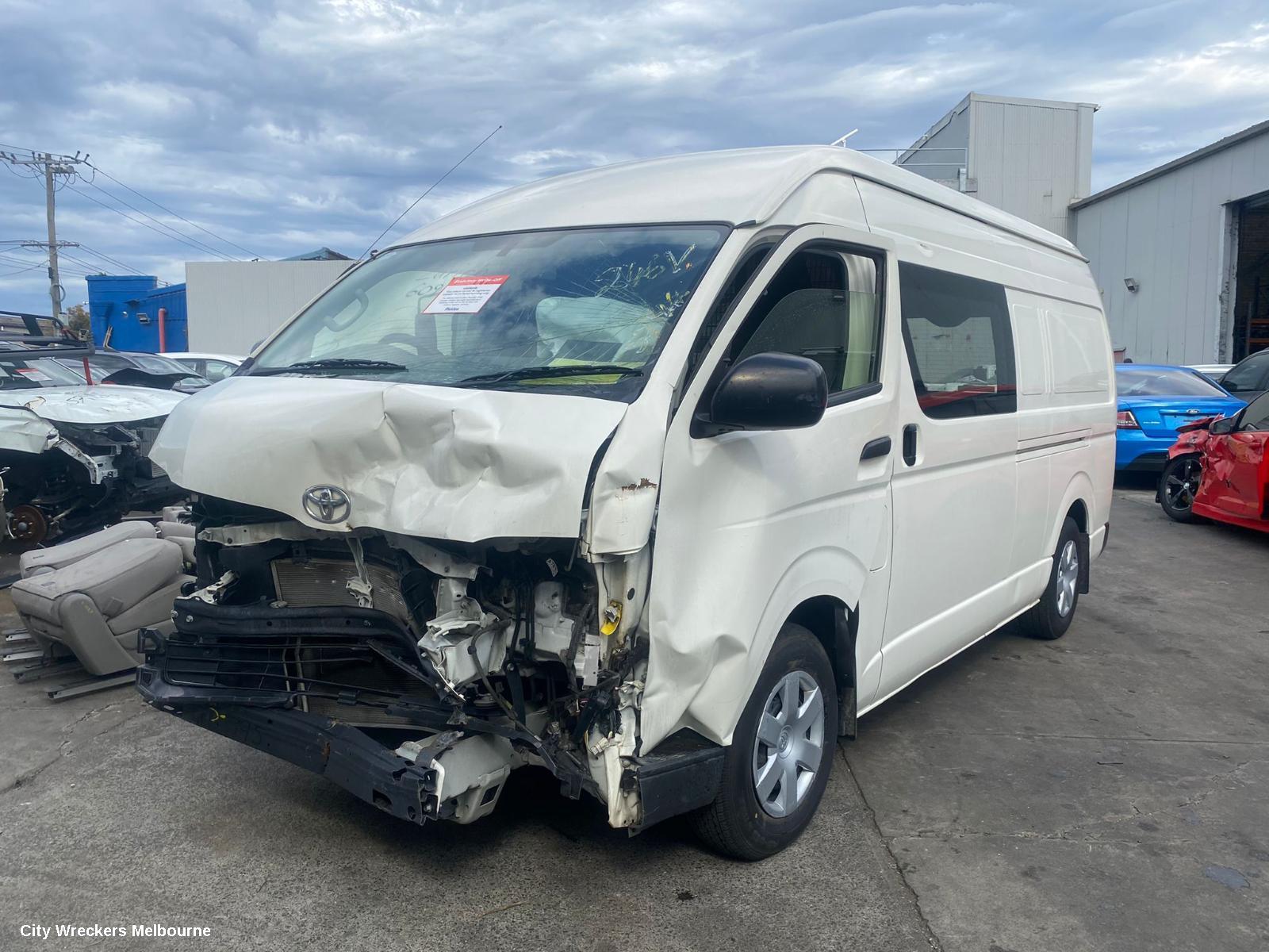 TOYOTA HIACE RIGHT GUARD, TRH/KDH, CORNER PANEL, 03/2005 - 04/2019