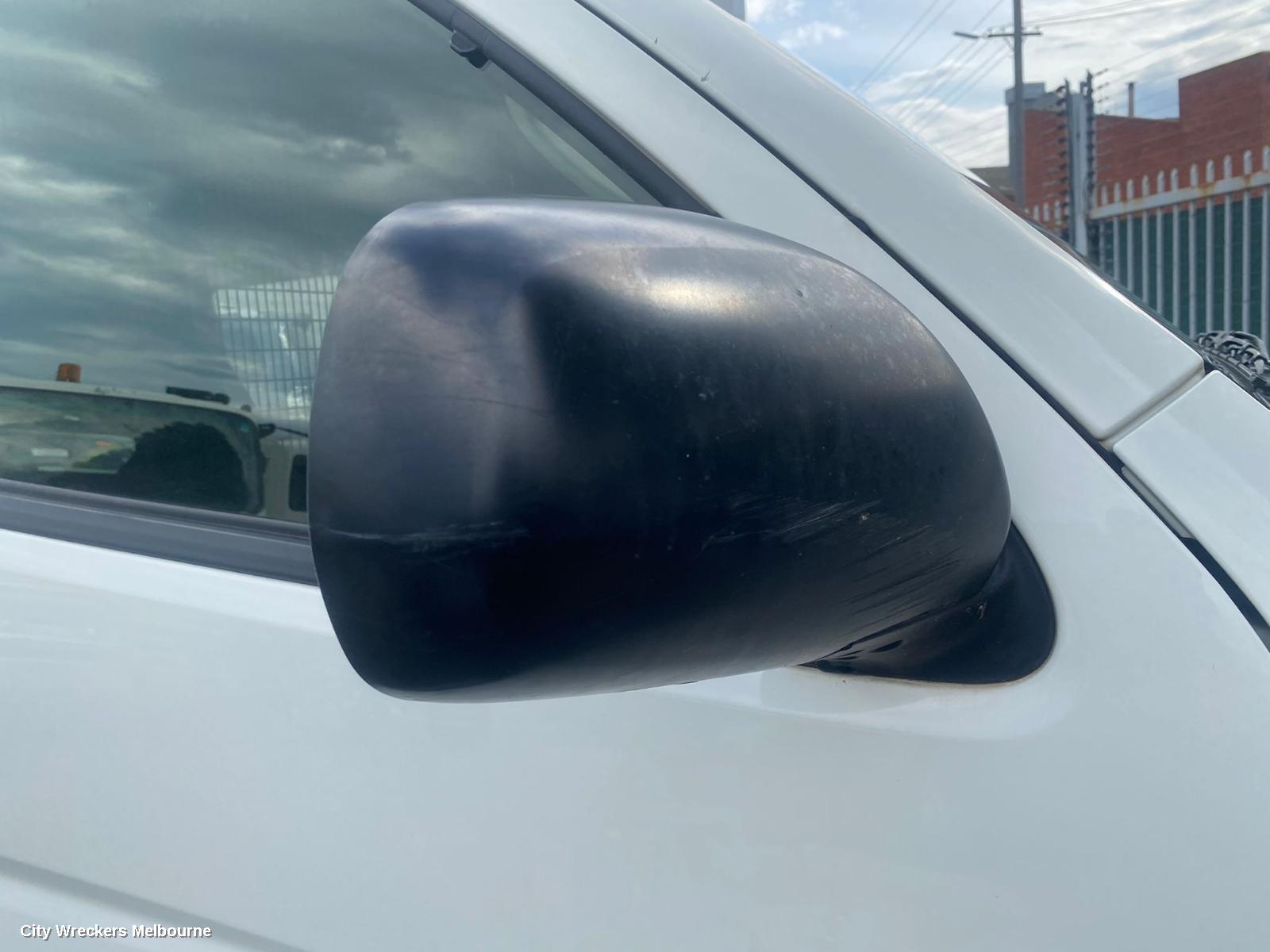 TOYOTA HIACE RIGHT GUARD, TRH/KDH, CORNER PANEL, 03/2005 - 04/2019