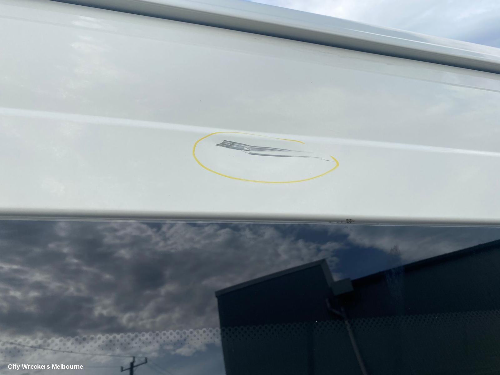 TOYOTA HIACE RIGHT GUARD, TRH/KDH, CORNER PANEL, 03/2005 - 04/2019