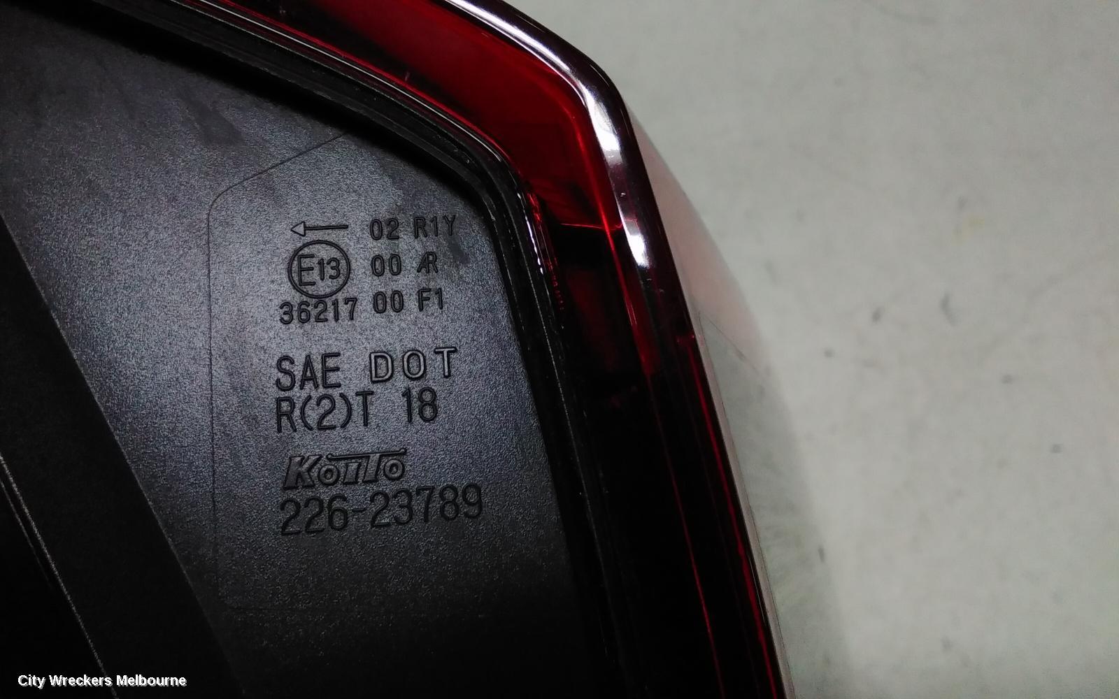 NISSAN XTRAIL REAR GARNISH, TAILGATE LAMP (LH SIDE), T33, 08/2022 ONWARDS