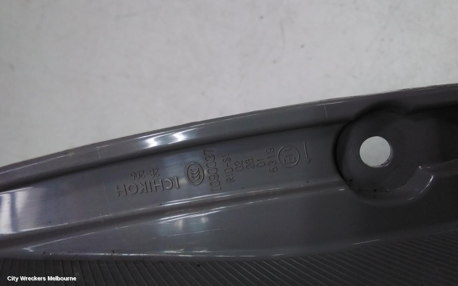 TOYOTA ESTIMA LEFT TAILLIGHT, XR50, RED/CLEAR, LENS# 28205, 09-19 (IMPORT)