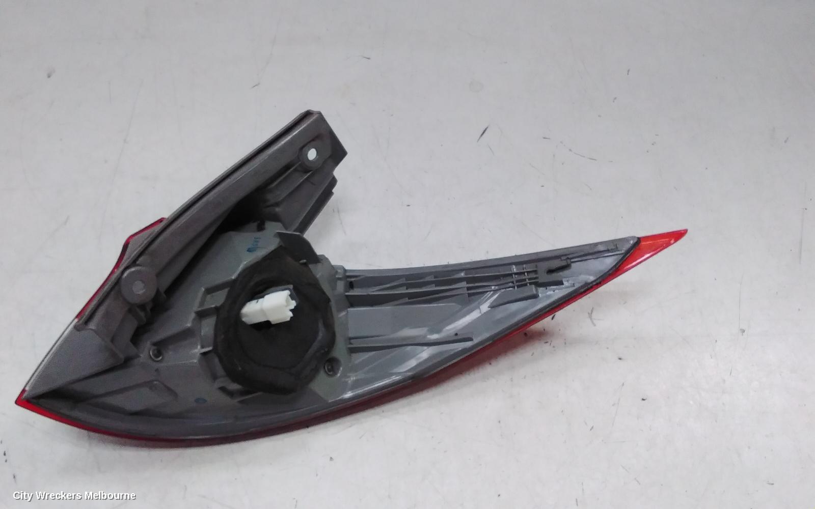 TOYOTA ESTIMA LEFT TAILLIGHT, XR50, RED/CLEAR, LENS# 28205, 09-19 (IMPORT)