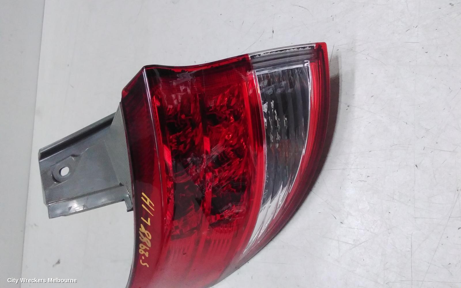 TOYOTA ESTIMA LEFT TAILLIGHT, XR50, RED/CLEAR, LENS# 28205, 09-19 (IMPORT)