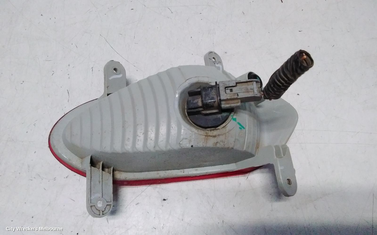 LDV G10 LEFT TAILLIGHT, SV7A/SV7C, WAGON/VAN, IN BUMPER FOG LAMP, TAILGATE TYPE, 04/2015 ONWARDS