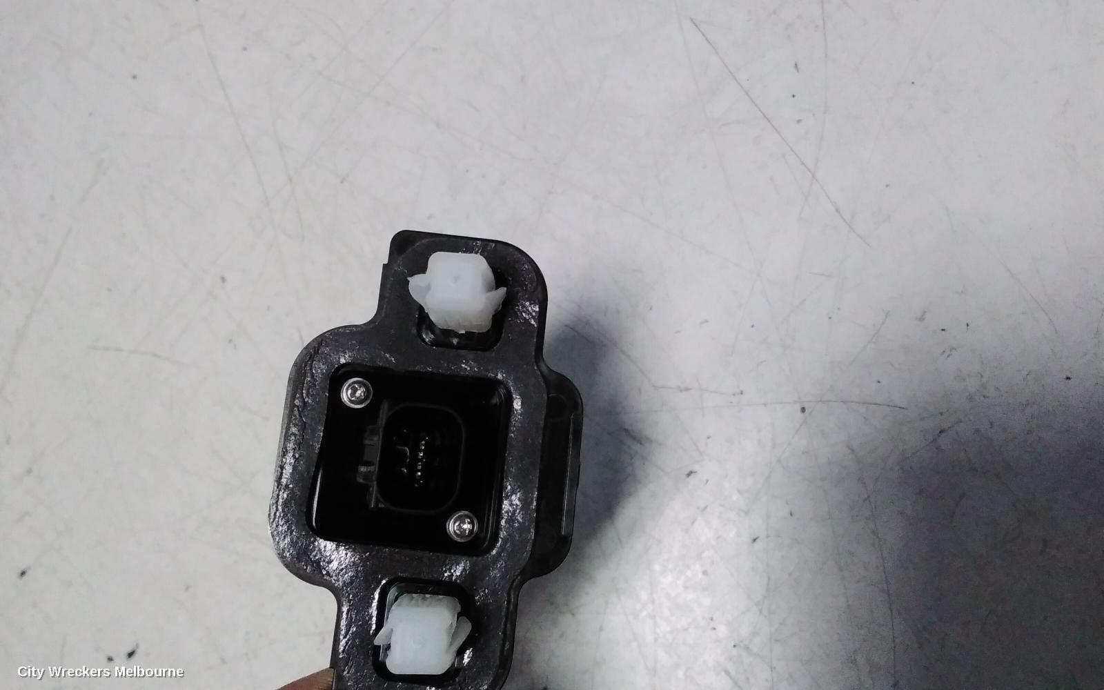 TOYOTA COROLLA CROSS REVERSE CAMERA, XG10, REVERSE CAMERA (TAILGATE MOUNTED), 01/2022 ONWARDS