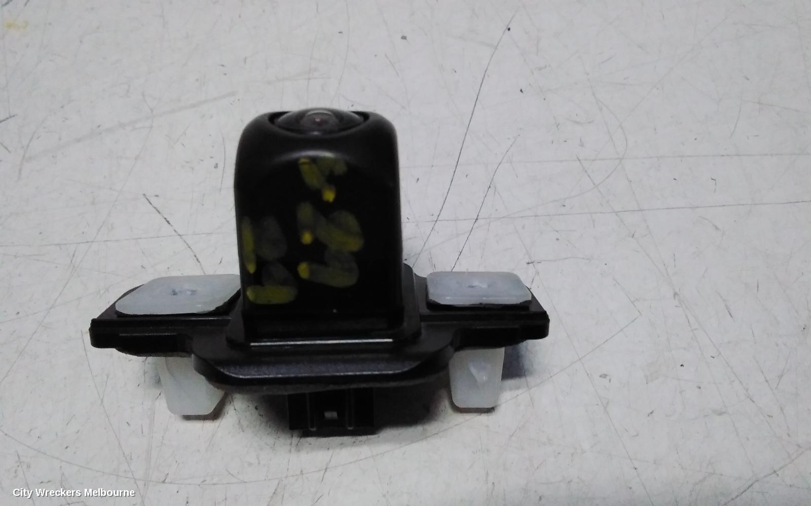 TOYOTA COROLLA CROSS REVERSE CAMERA, XG10, REVERSE CAMERA (TAILGATE MOUNTED), 01/2022 ONWARDS