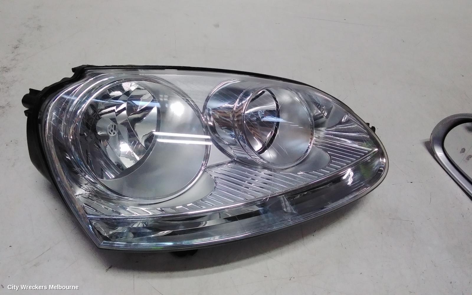 VOLKSWAGEN GOLF RIGHT HEADLAMP, GEN 5, HALOGEN, CHROME INSERT TYPE, 06/2004 - 02/2009