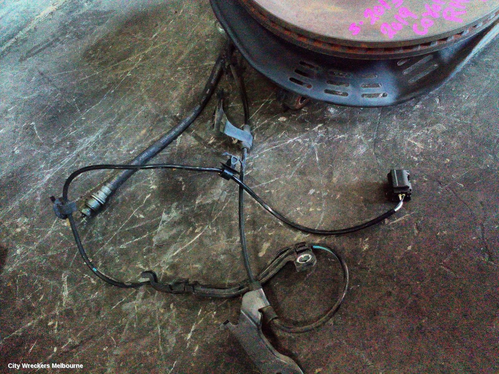 TOYOTA COROLLA RIGHT FRONT HUB ASSEMBLY, E210, 07/2018 ONWARDS