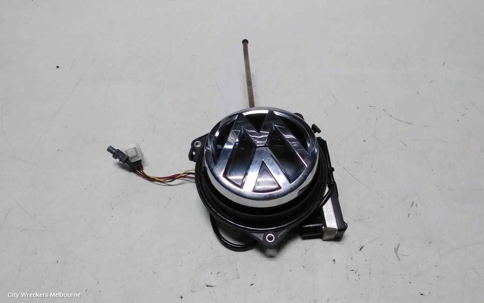 VOLKSWAGEN GOLF REVERSE CAMERA, REVERSE CAMERA, GEN 7, 04/2013 ONWARDS