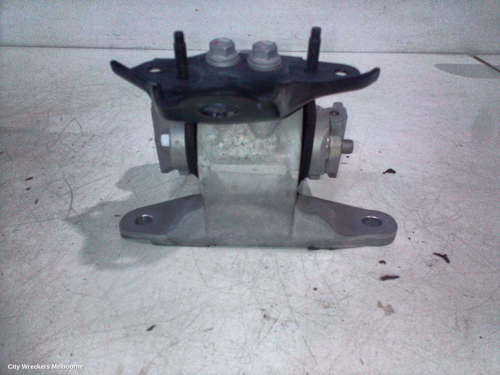 TOYOTA CAMRY MOUNT, XV70, 09/2017 - 05/2024