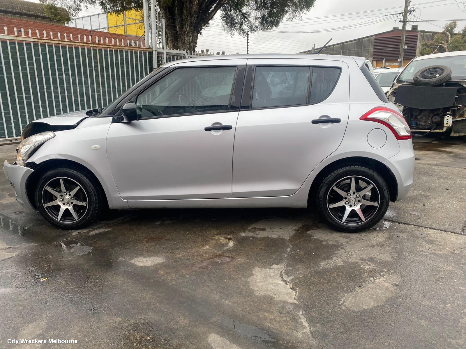 SUZUKI SWIFT RIGHT FRONT DOOR WINDOW, FZ, 08/2010 - 03/2017