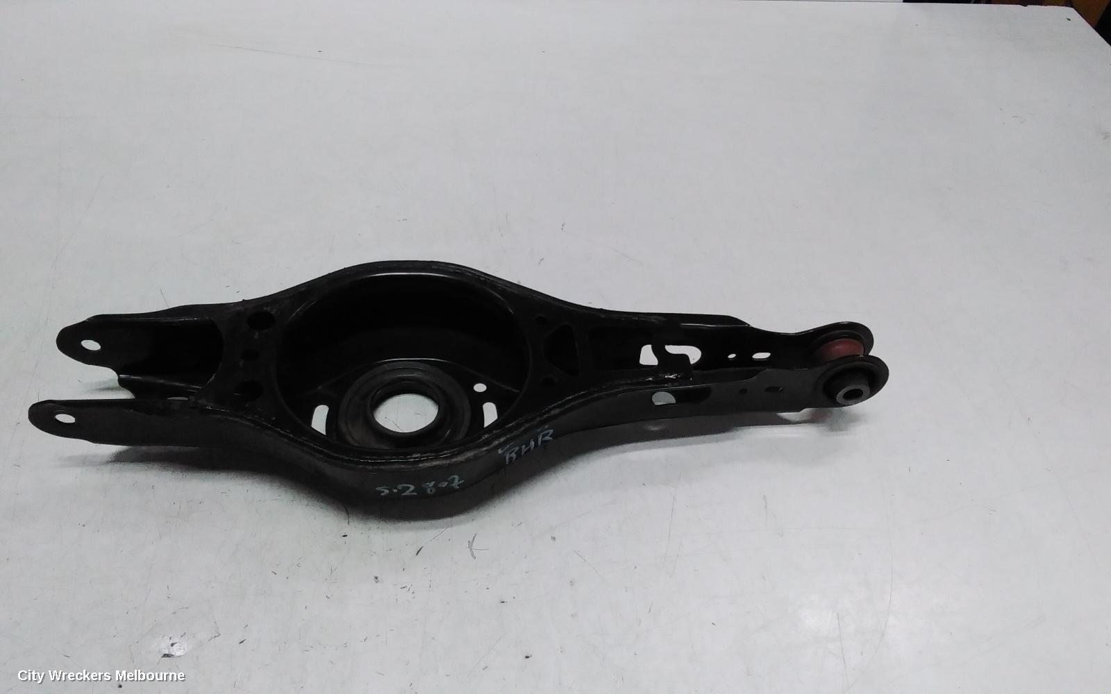 TOYOTA CAMRY RIGHT REAR TRAILING ARM, LOWER CONTROL ARM-REAR, XV70, 09/2017 - 05/2024