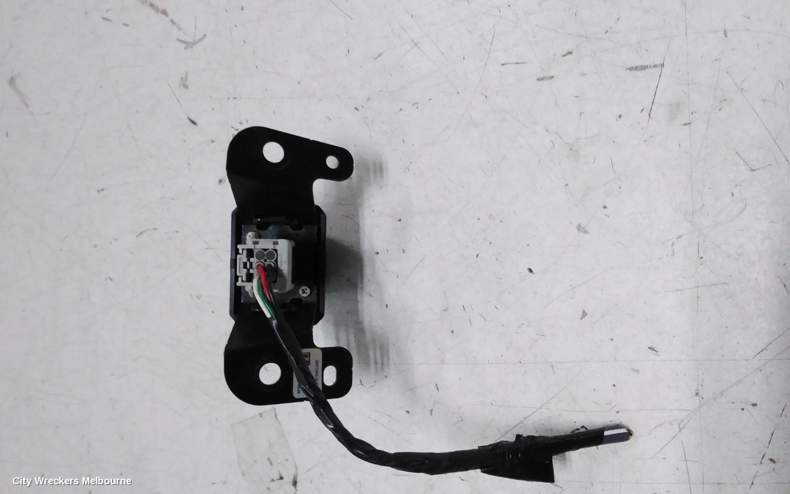 TOYOTA COROLLA CROSS REVERSE CAMERA, XG10, FRONT CAMERA (GRILLE MOUNTED), 01/2022 ONWARDS
