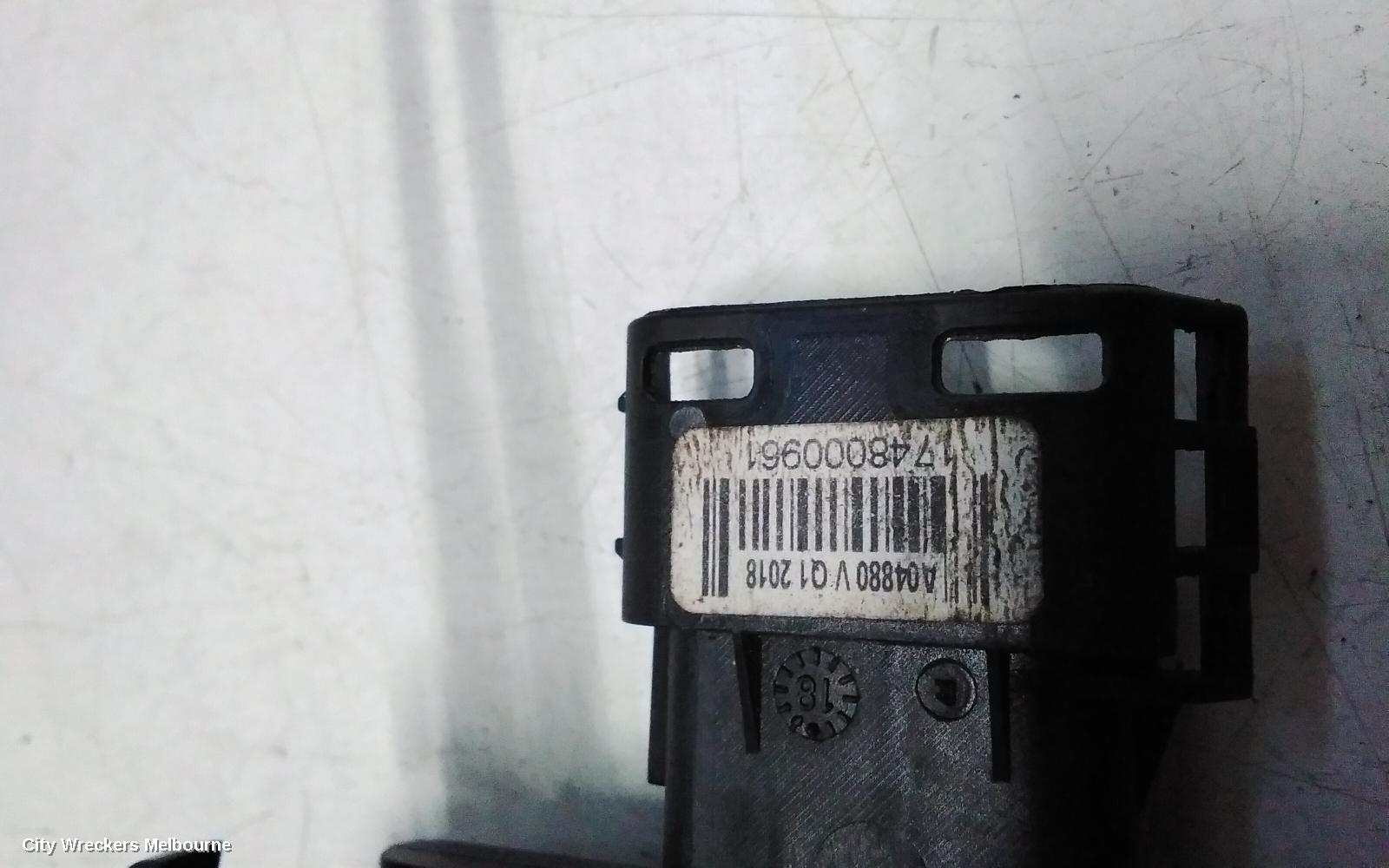 PEUGEOT EXPERT DOOR/BOOT/GATE LOCK, K0, LH FRONT DOOR LOCK, 04/2018 ONWARDS