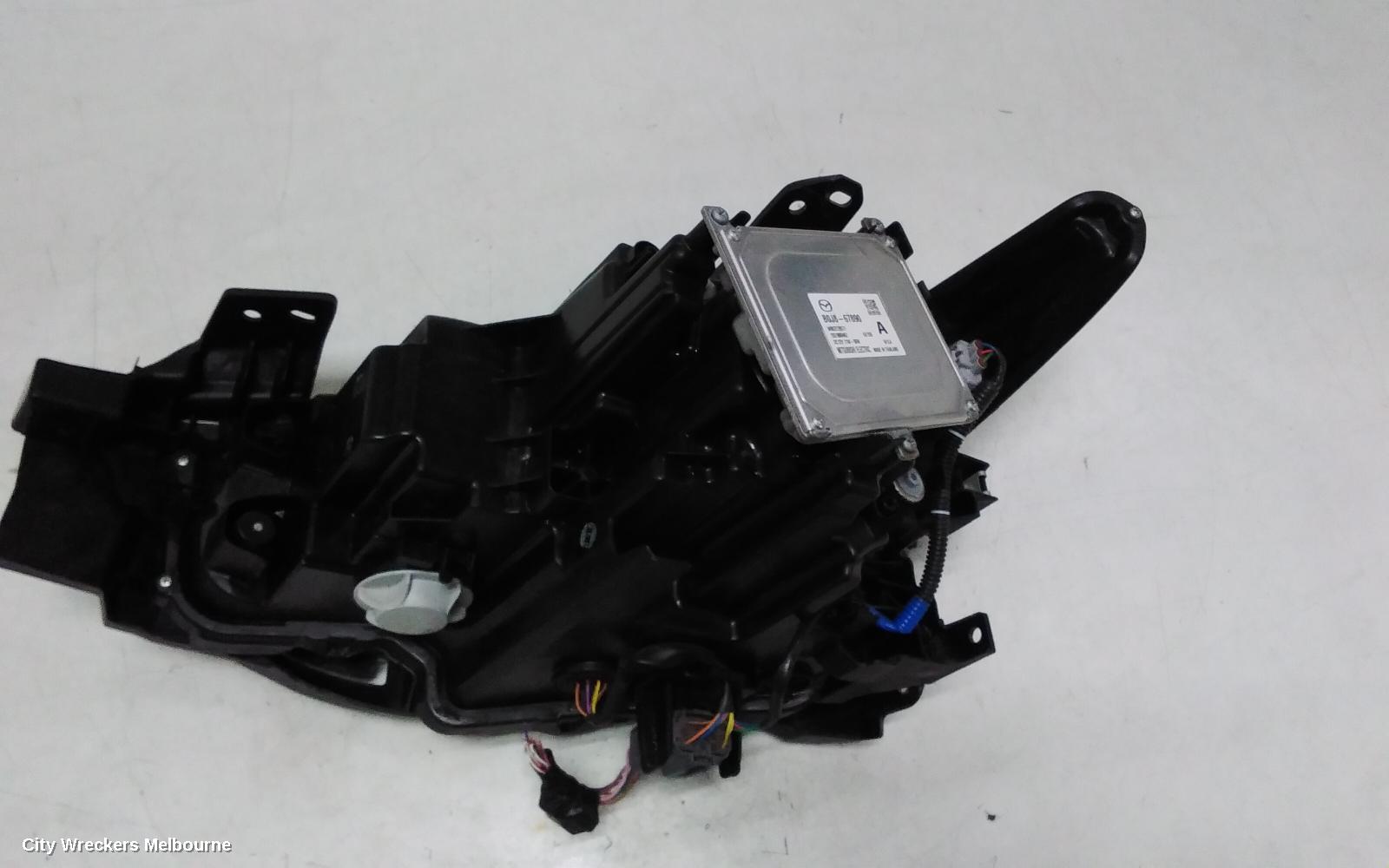 MAZDA 3 RIGHT HEADLAMP, BP, W/ LED, NON ADAPTIVE TYPE, SEDAN/HATCH, 03/2019 ONWARDS