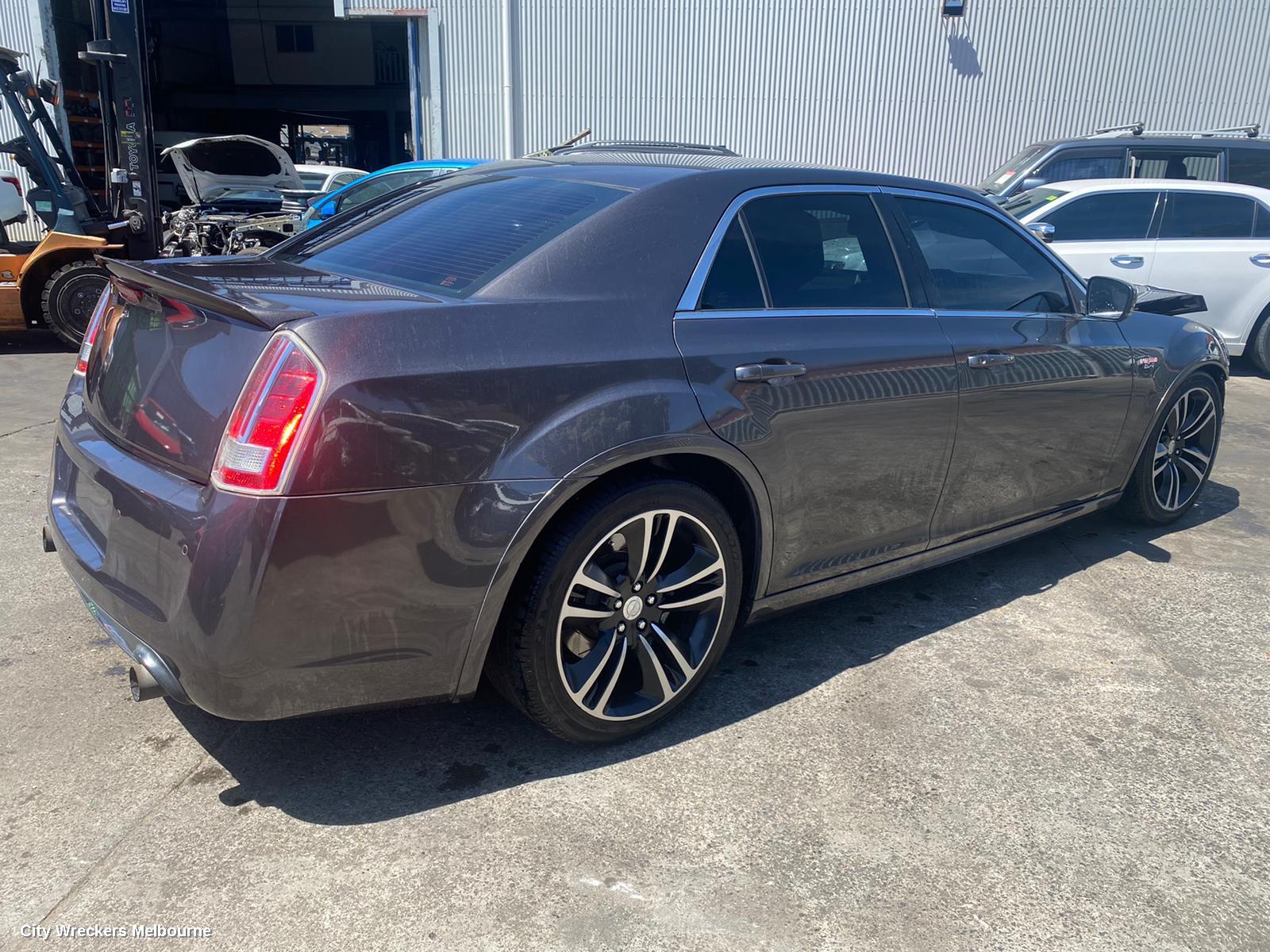 CHRYSLER 300C RIGHT DOOR MIRROR, LX, COLOUR CODED, 07/2012 ONWARDS