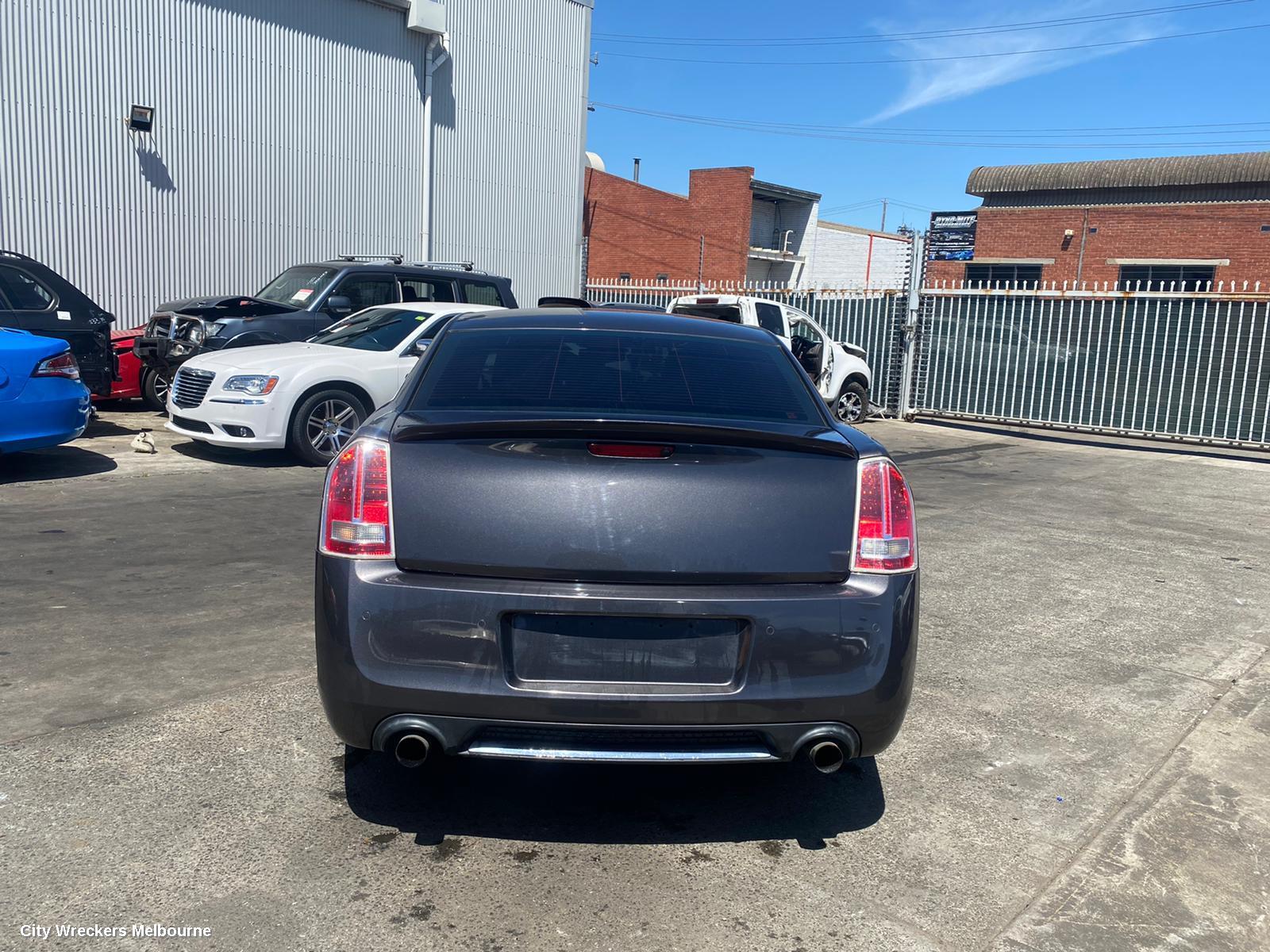 CHRYSLER 300C RIGHT DOOR MIRROR, LX, COLOUR CODED, 07/2012 ONWARDS