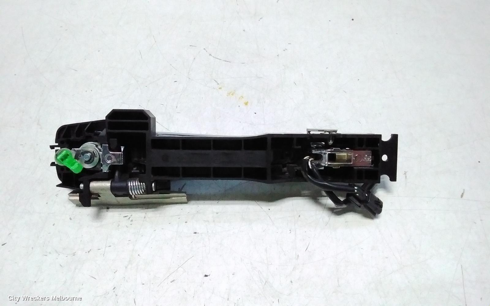 MERCEDES X CLASS DOOR HANDLE, X470, RH FRONT, OUTER, 02/2018 - 06/2020