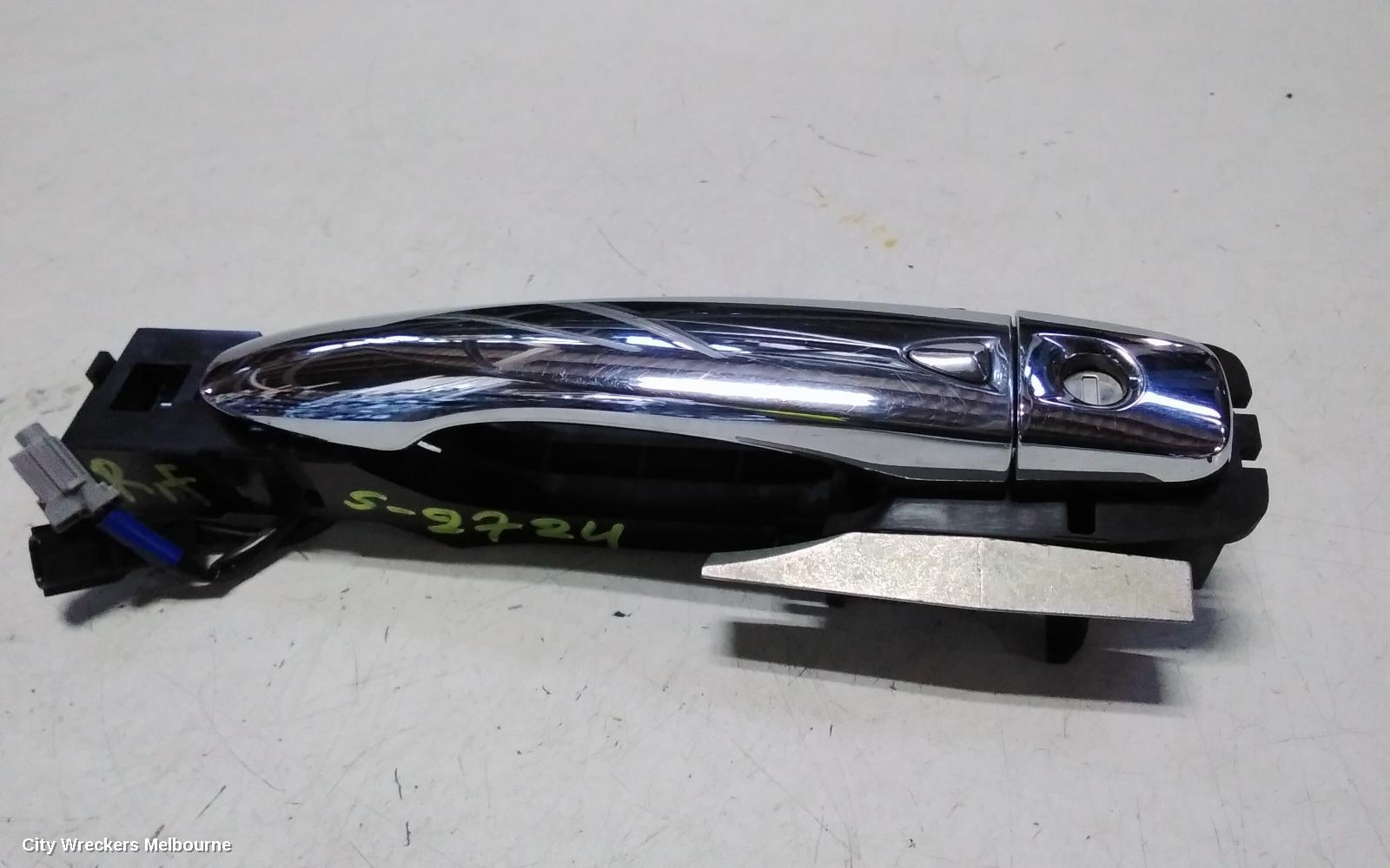 MERCEDES X CLASS DOOR HANDLE, X470, RH FRONT, OUTER, 02/2018 - 06/2020