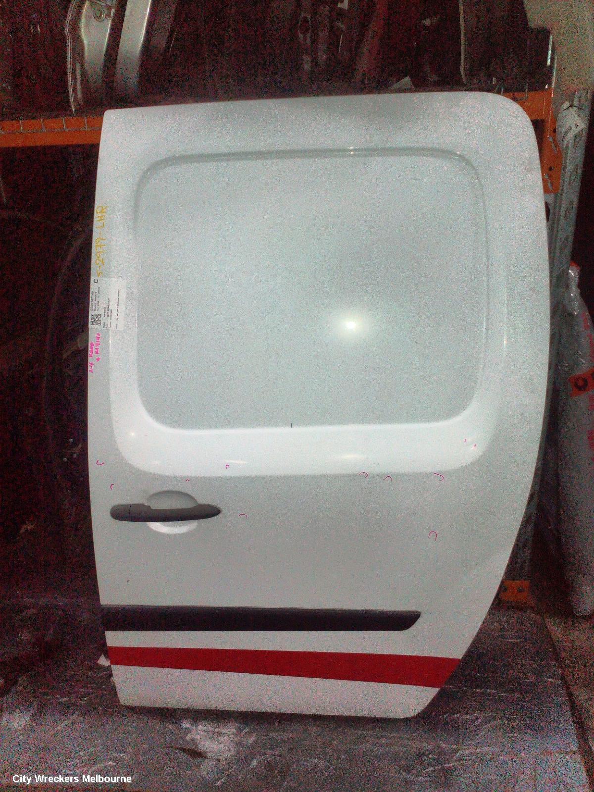 RENAULT KANGOO LEFT REAR DOOR/SLIDING, X61, PANEL TYPE SLIDING DOOR, 10/2010 - 02/2022