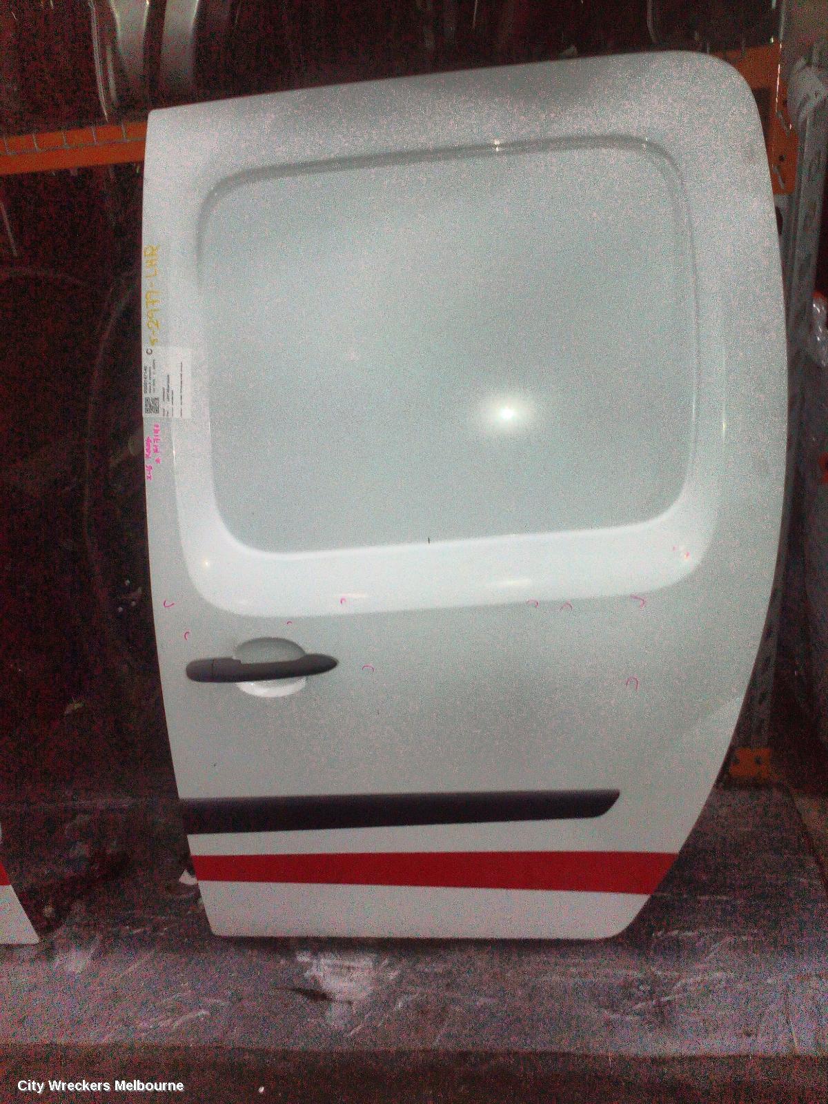RENAULT KANGOO LEFT REAR DOOR/SLIDING, X61, PANEL TYPE SLIDING DOOR, 10/2010 - 02/2022