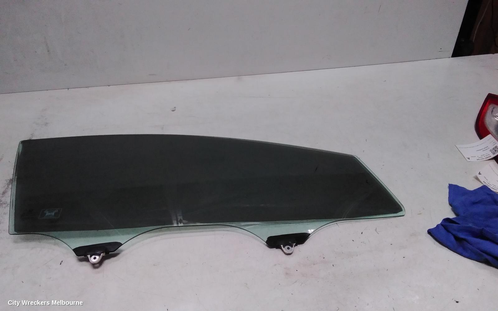 HONDA CIVIC RIGHT FRONT DOOR WINDOW, 9TH GEN, HATCH (VIN SSHFK), 02/2012 - 04/2016