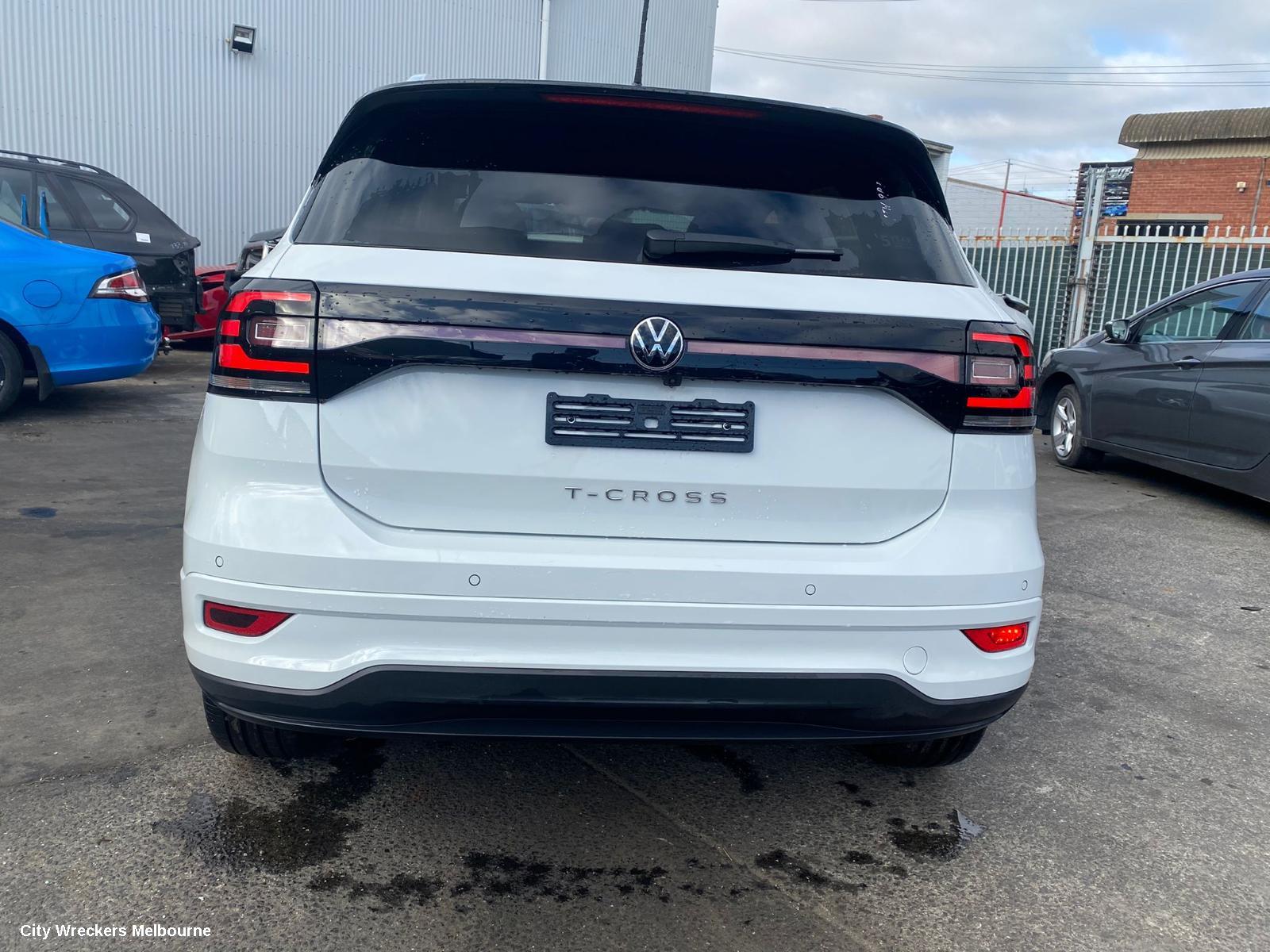 VOLKSWAGEN T-CROSS LEFT FRONT DOOR, C1, 01/2020 ONWARDS