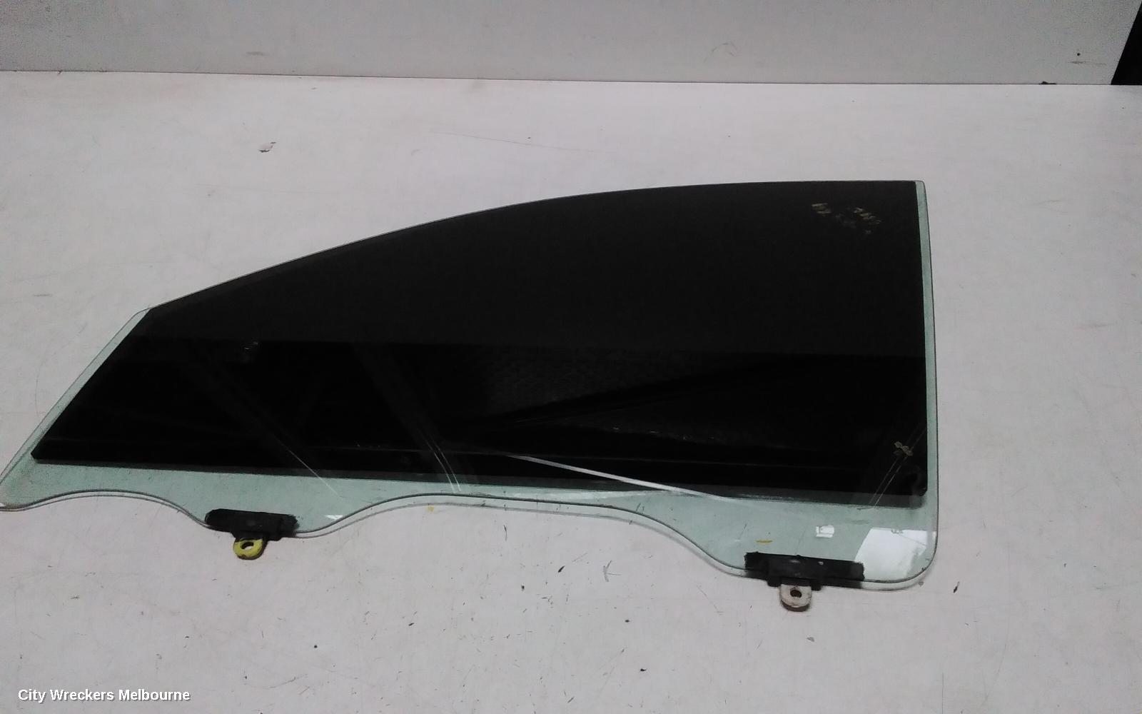 MITSUBISHI TRITON LEFT FRONT DOOR WINDOW, ML, 07/2006 - 08/2009