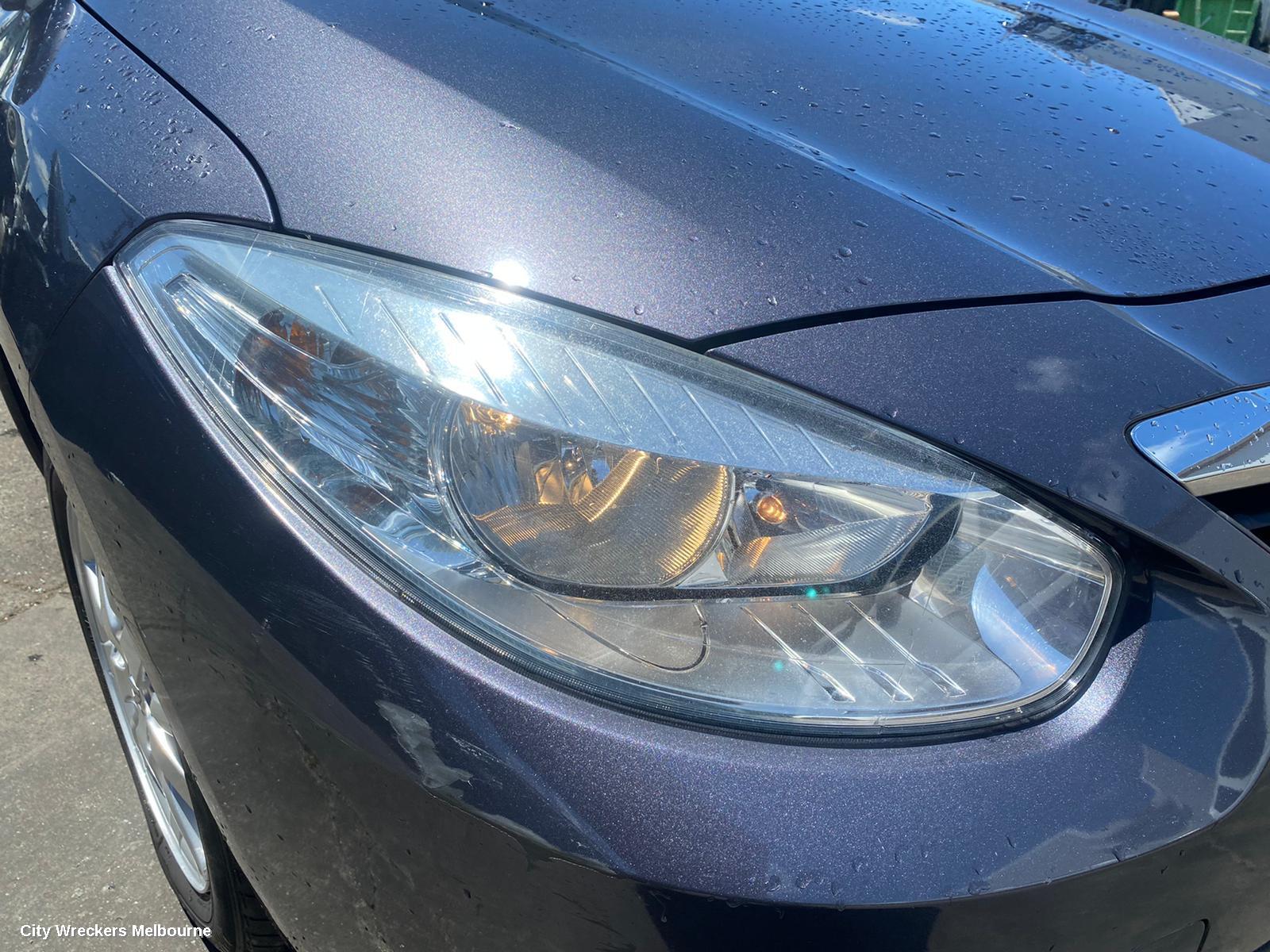 RENAULT FLUENCE LEFT GUARD, X38, 09/2010 - 01/2016