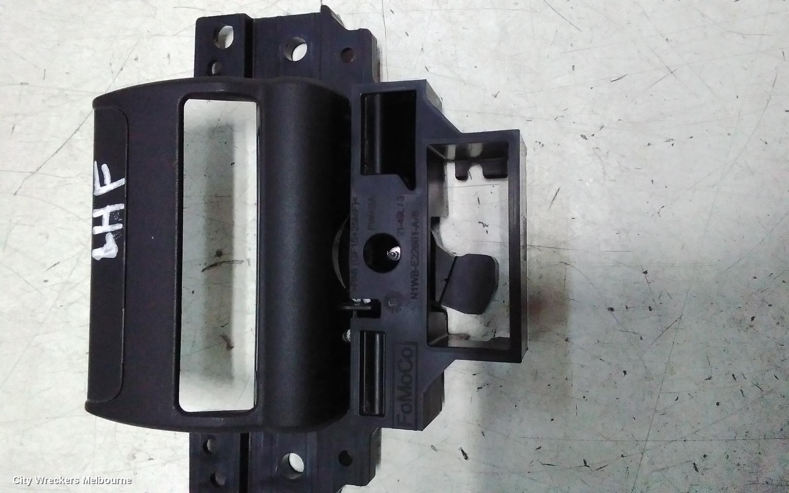 FORD RANGER DOOR HANDLE, RA, LH FRONT, OUTER, COLOUR CODED, NON KEYLESS ENTRY TYPE, 05/2022 ONWARDS
