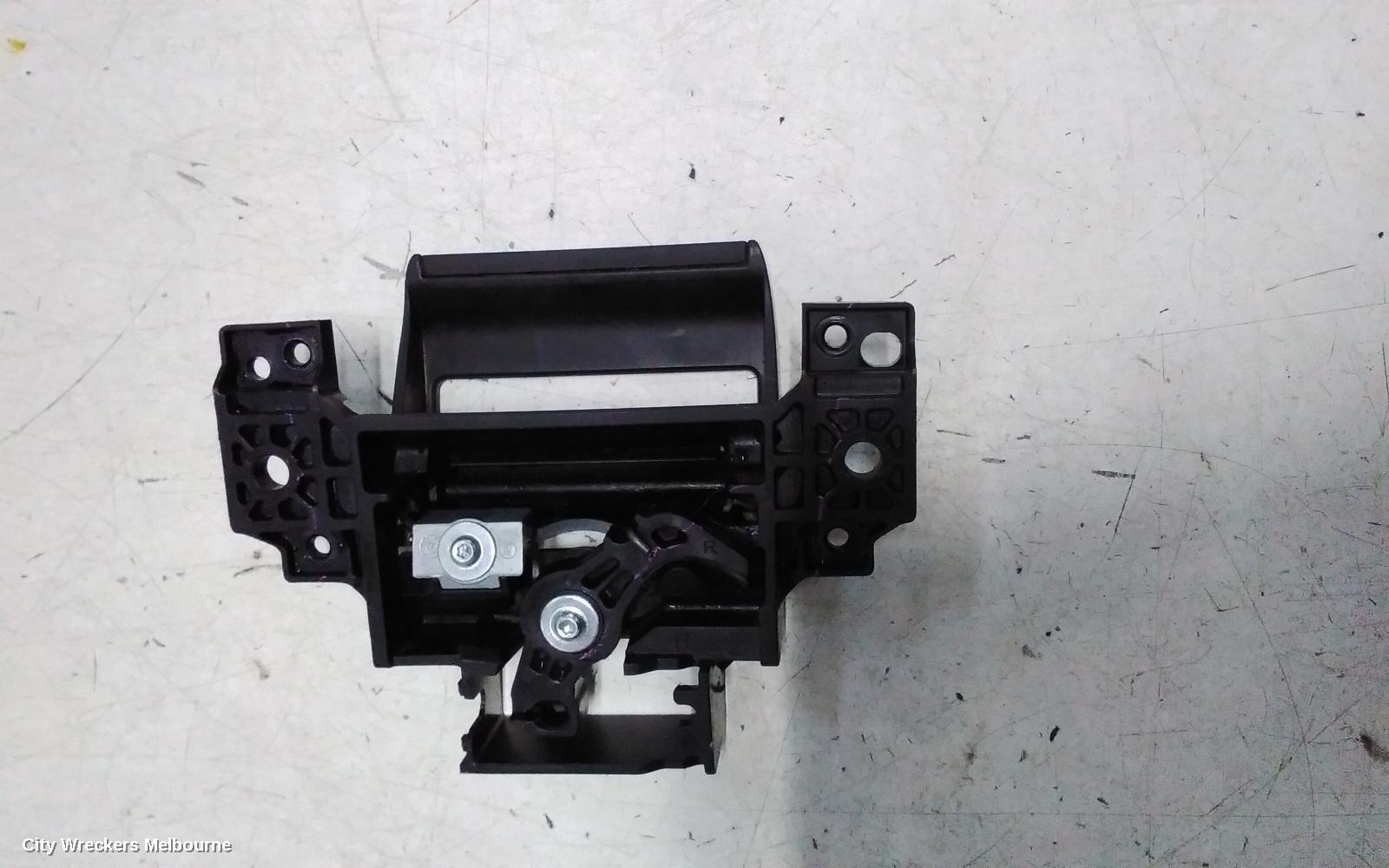 FORD RANGER DOOR HANDLE, RA, RH FRONT, OUTER, COLOUR CODED, NON KEYLESS ENTRY TYPE, 05/2022 ONWARDS