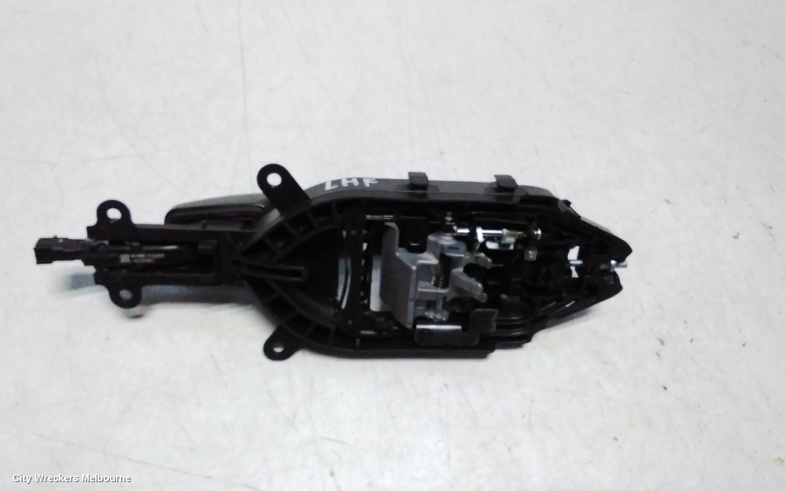 FORD RANGER DOOR HANDLE, RA, LH FRONT, INNER, 05/2022 ONWARDS