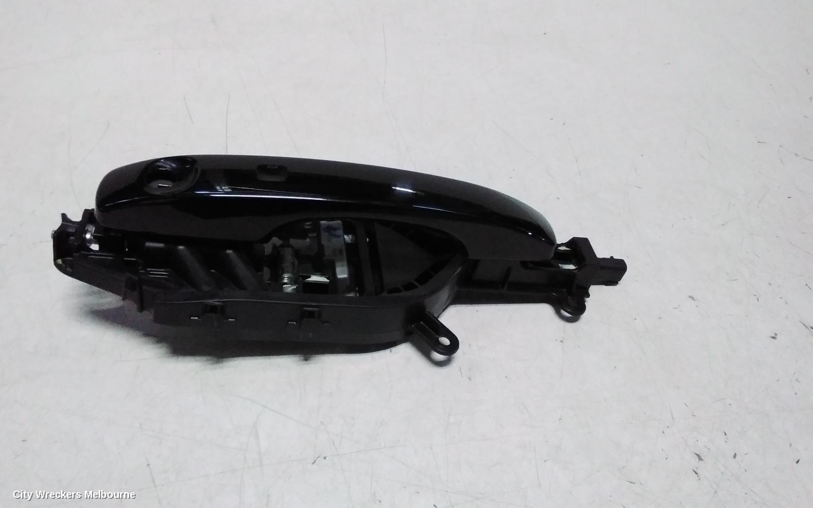FORD RANGER DOOR HANDLE, RA, RH FRONT, INNER, 05/2022 ONWARDS