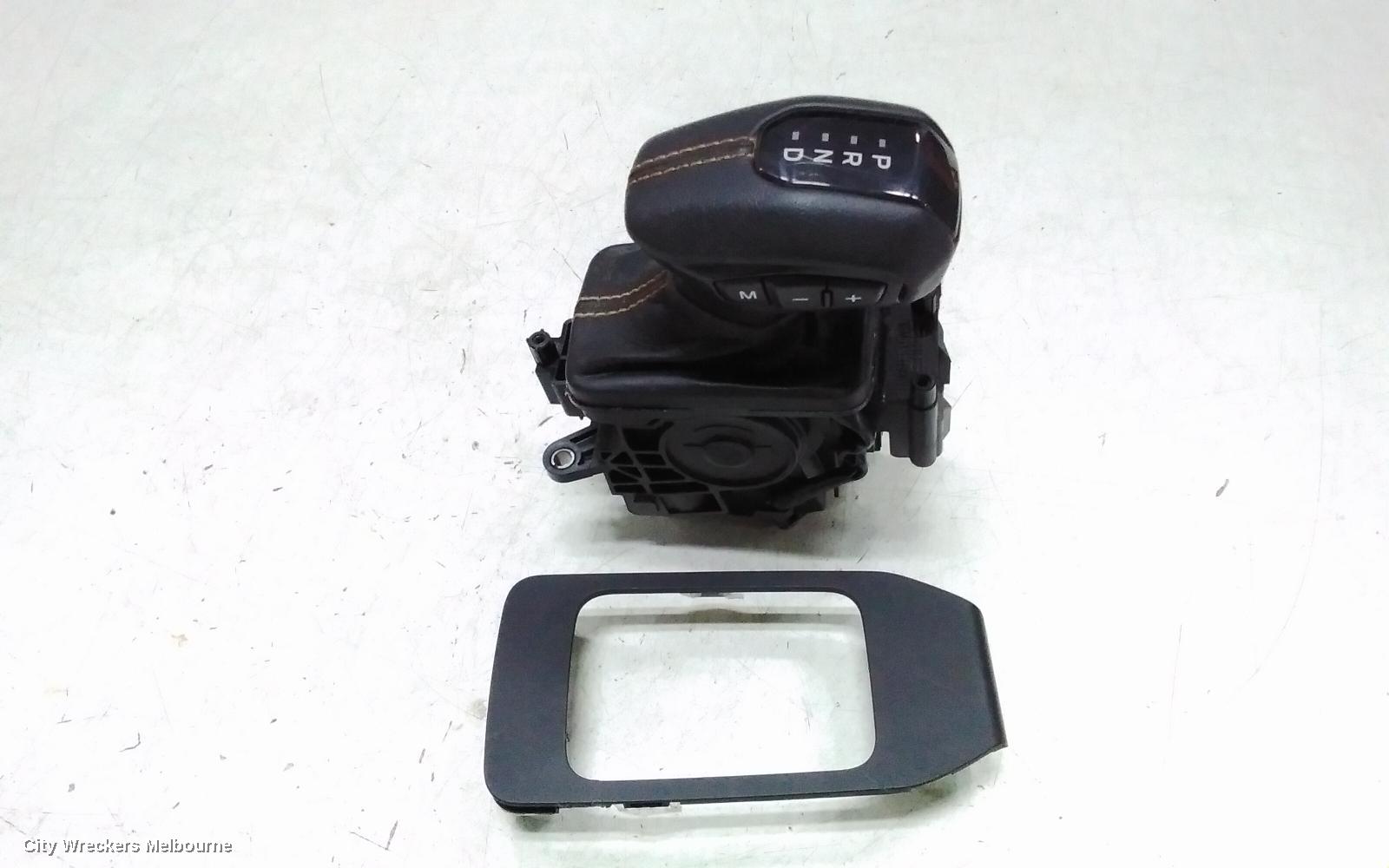 FORD RANGER GEAR STICK/SHIFTER, RA, GEAR SHIFTER, AUTO T/M, DIESEL, 3.0, TURBO, W/ BLACK STITCHING TYPE, 05/2022 ONWARDS