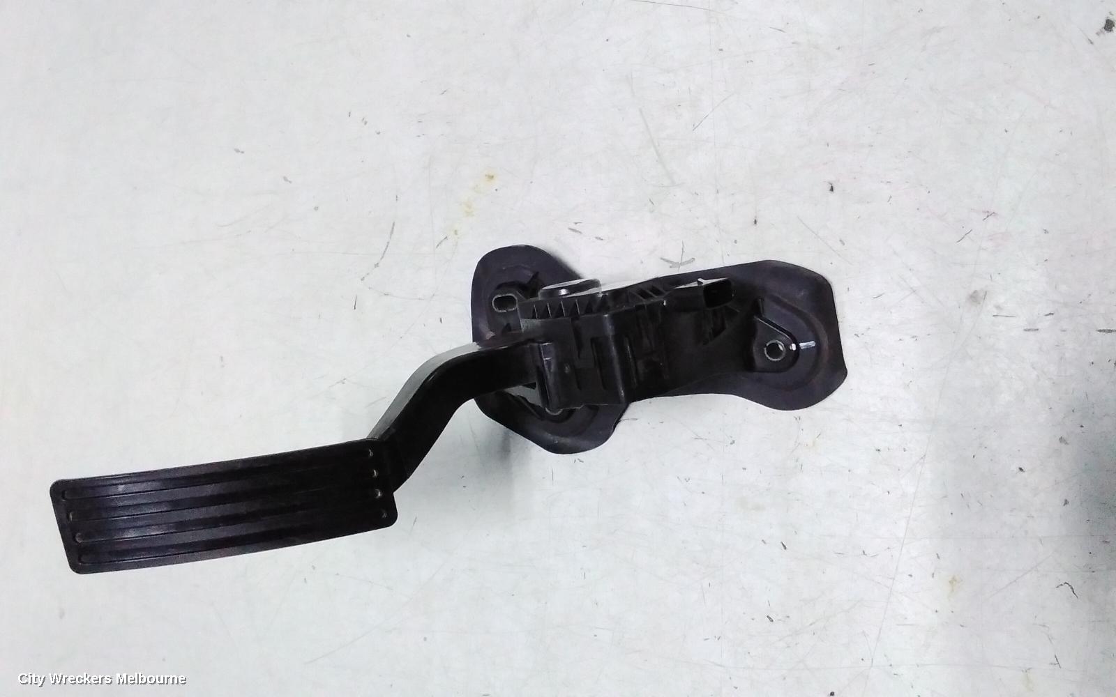 FORD RANGER PEDAL ASSEMBLY, RA, ACCELERATOR PEDAL, 05/2022 ONWARDS