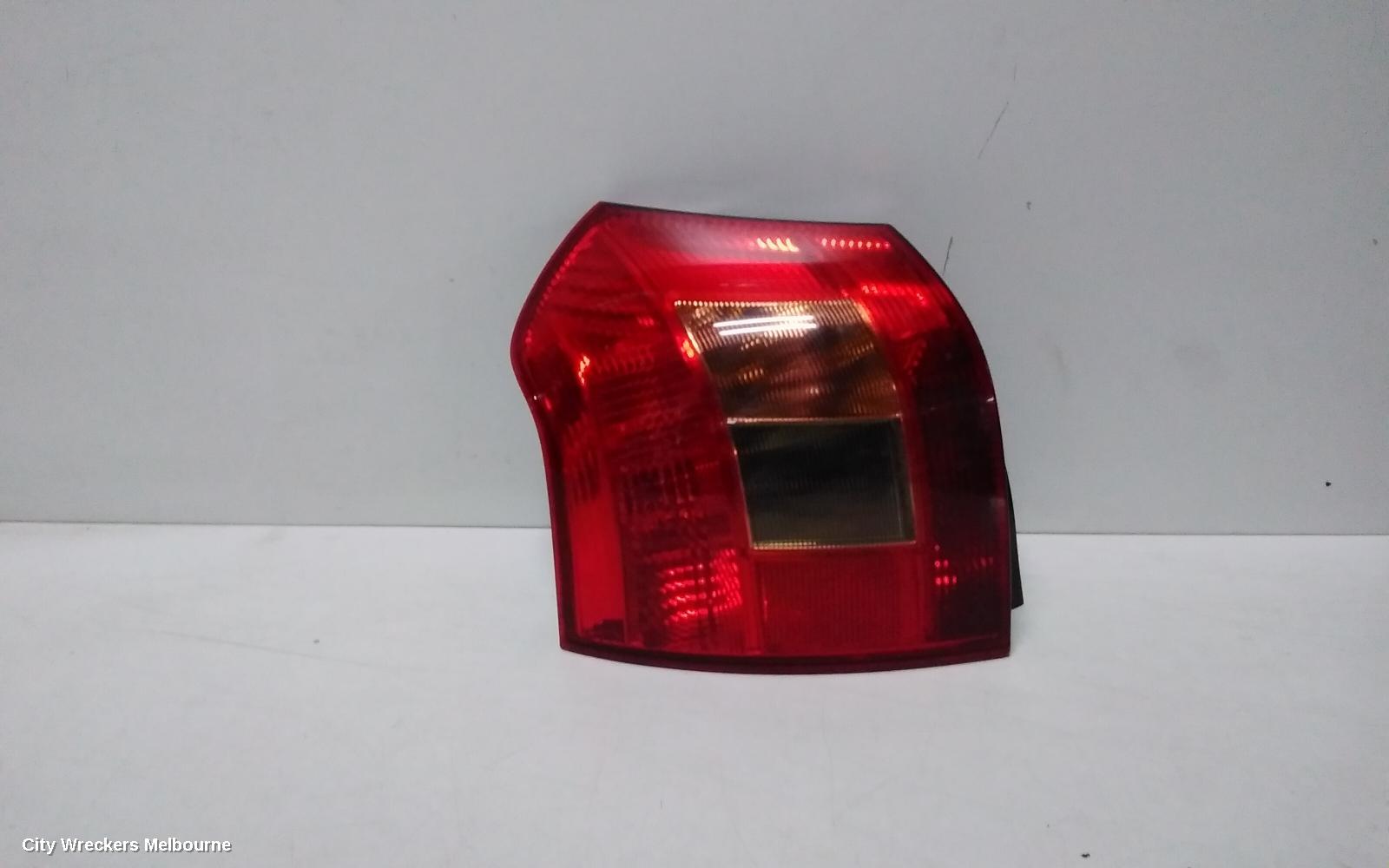 TOYOTA COROLLA LEFT TAILLIGHT, ZZE122 (JAPAN-VIN JTD), HATCH, LENS# 13-65, 12/2001 - 03/2004