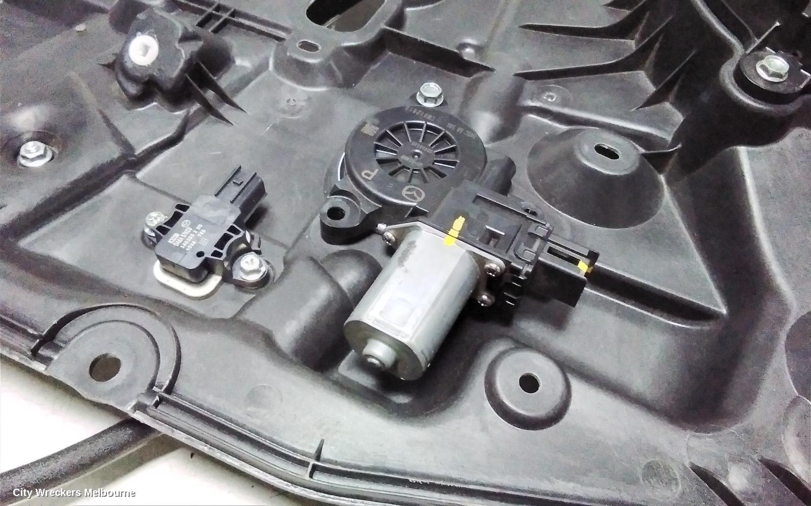 MAZDA CX3 RIGHT FRONT WINDOW REG/MOTOR, DK, DOOR REG ASSY (REG AND MOTOR), 03/2015 ONWARDS